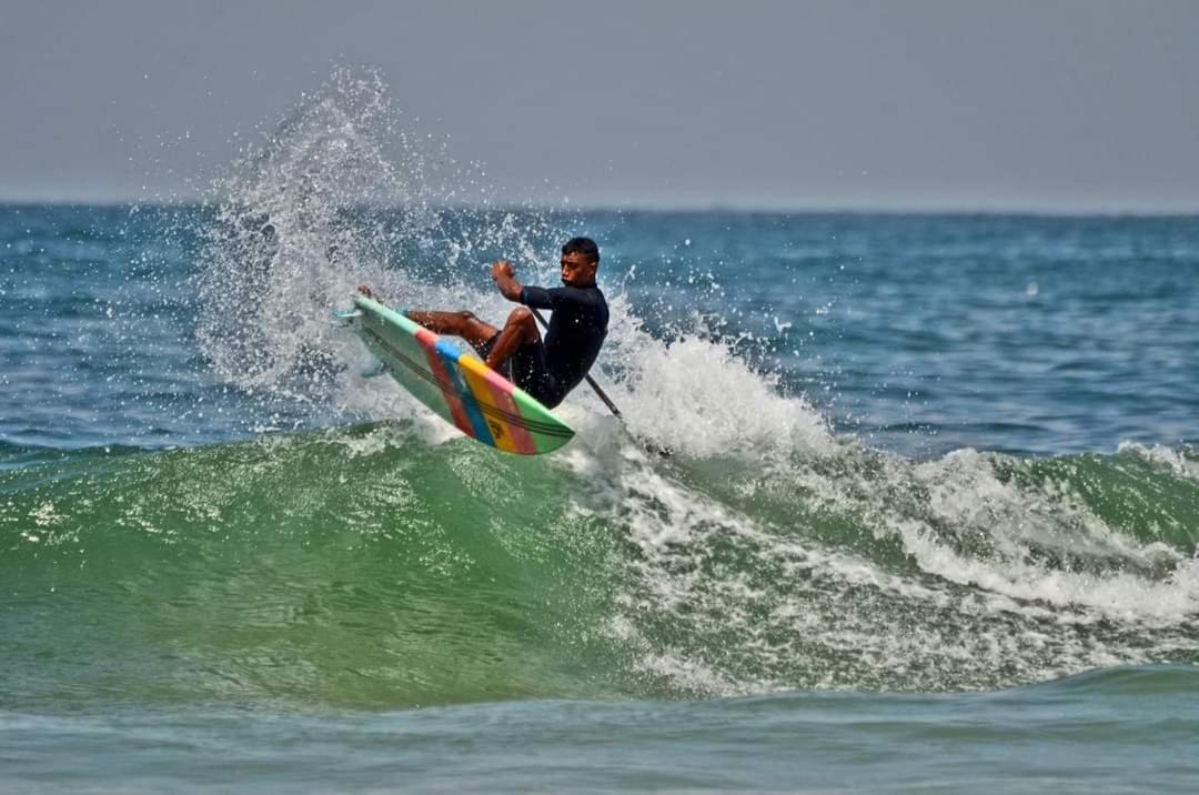 依索安 Aman Surf Paddle Yoga酒店 外观 照片